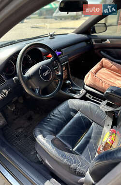 Седан Audi A6 2002 в 
