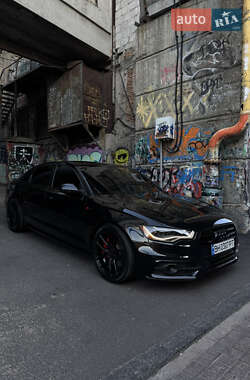 Седан Audi A6 2013 в 