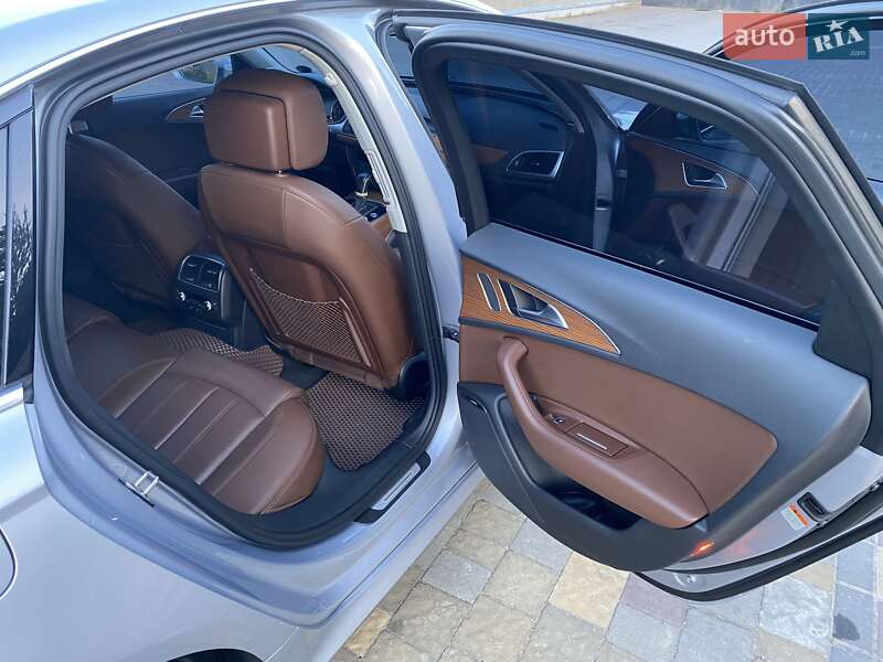 Седан Audi A6 2015 в Львове