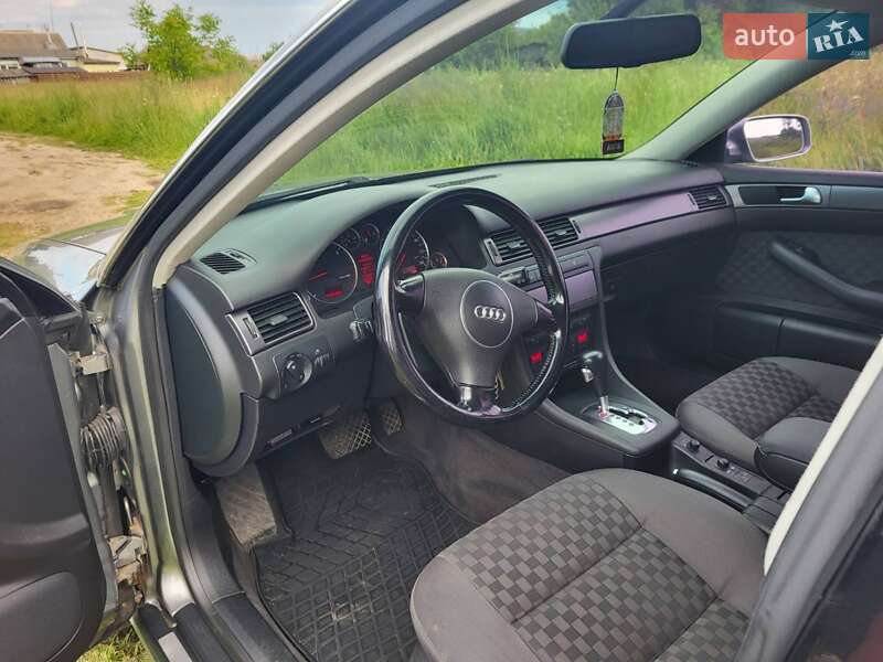 Универсал Audi A6 2004 в Репках