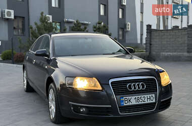 Седан Audi A6 2004 в 