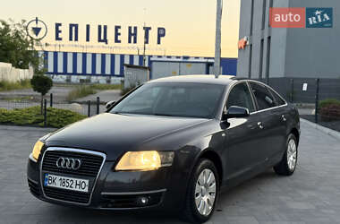 Седан Audi A6 2004 в 