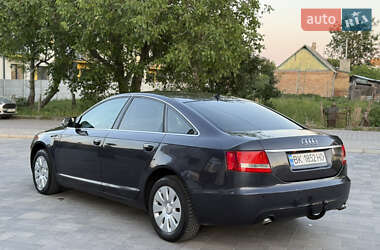 Седан Audi A6 2004 в 