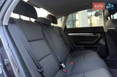 Седан Audi A6 2004 в 