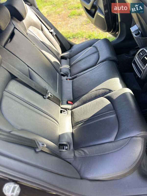 Седан Audi A6 2013 в Шляховой