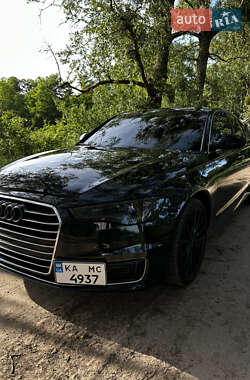 Седан Audi A6 2015 в 