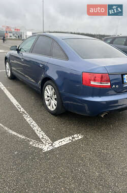 Седан Audi A6 2004 в 