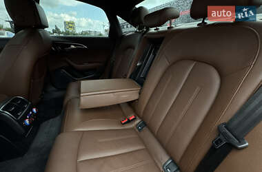 Седан Audi A6 2016 в 
