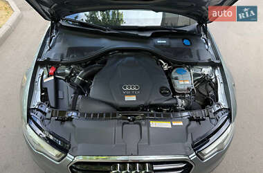 Седан Audi A6 2014 в 