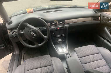 Седан Audi A6 2000 в 