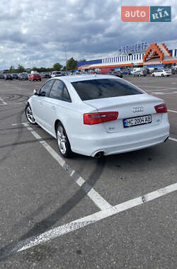 Седан Audi A6 2014 в 