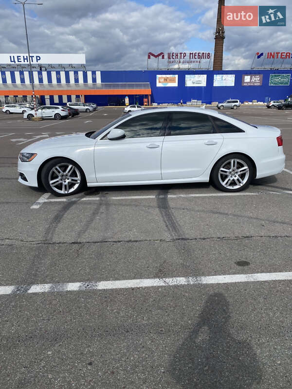 Седан Audi A6 2014 в Киеве