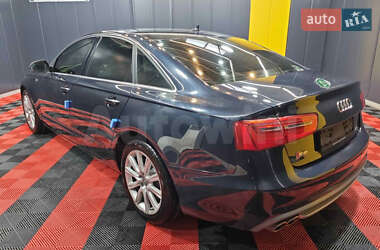 Седан Audi A6 2013 в 