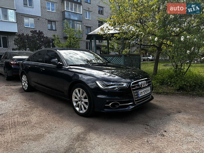 Седан Audi A6 2013 в Коростене