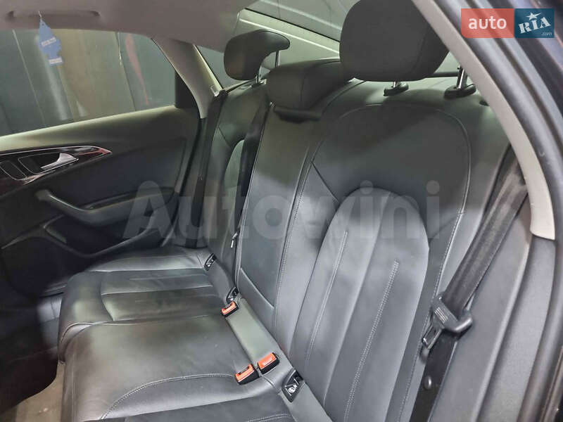 Седан Audi A6 2013 в Коростене