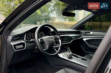 Седан Audi A6 2022 в 
