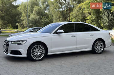 Седан Audi A6 2015 в 