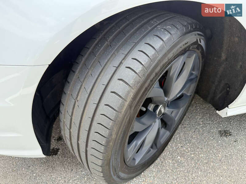 Седан Audi A6 2015 в Киеве