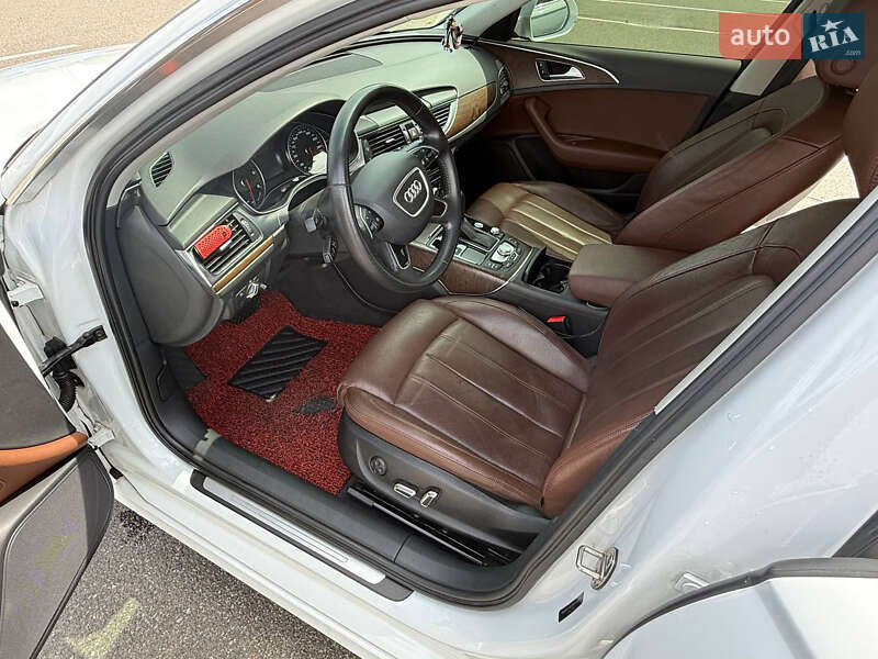 Седан Audi A6 2015 в Киеве