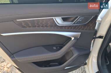 Седан Audi A6 2020 в 