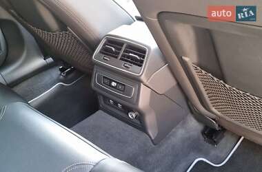 Седан Audi A6 2020 в 
