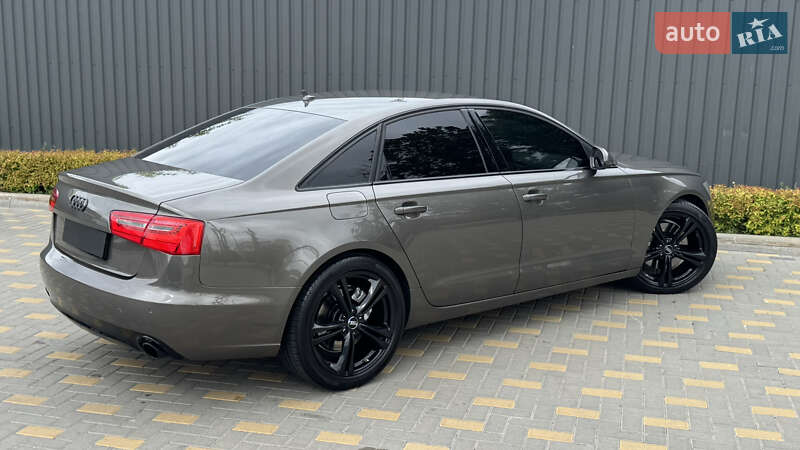 Седан Audi A6 2012 в Виннице