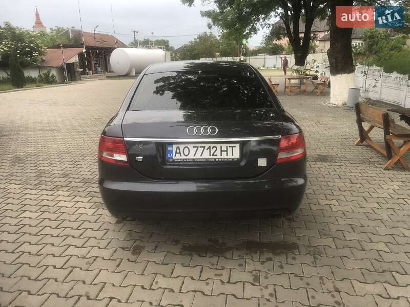 Седан Audi A6 2004 в Виноградові