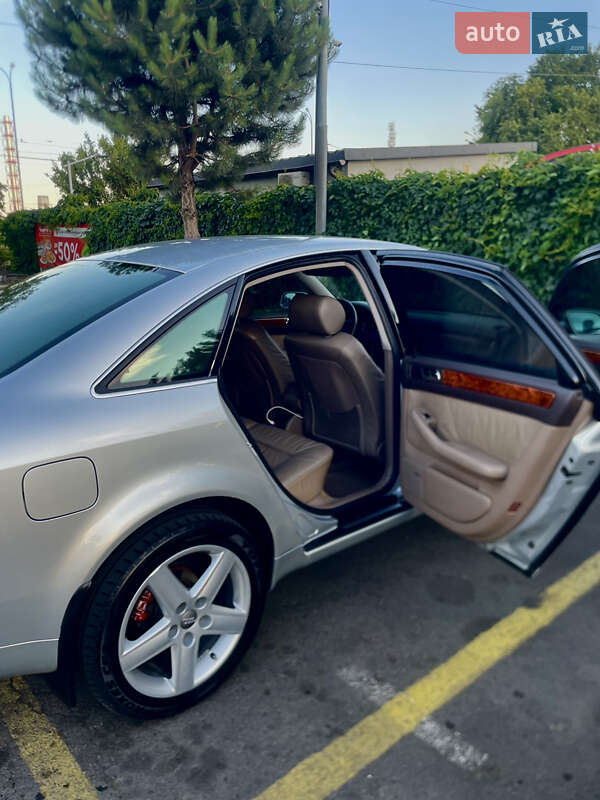 Седан Audi A6 1999 в 