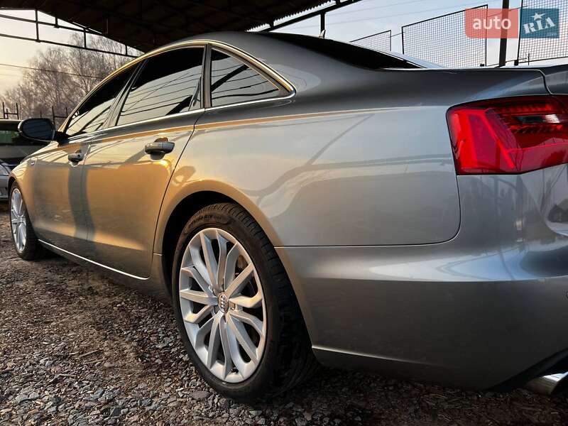 Седан Audi A6 2013 в Луцке