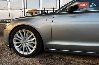 Седан Audi A6 2013 в 