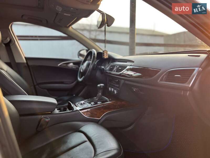 Седан Audi A6 2013 в Луцке