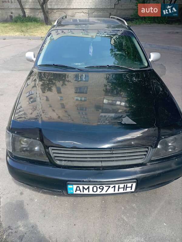 Универсал Audi A6 1995 в Житомире