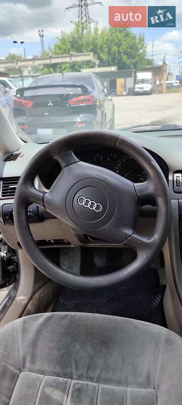 Audi A6 1999