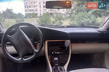 Седан Audi A6 1995 в Киеве