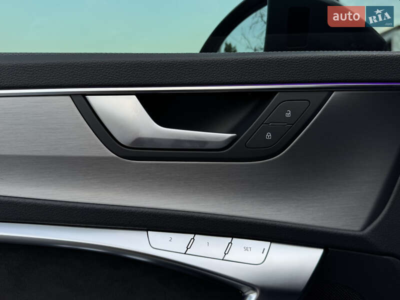 Седан Audi A6 2018 в Мукачево