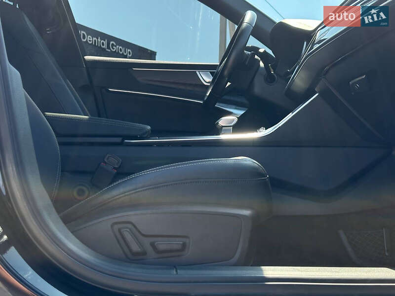 Седан Audi A6 2020 в Ужгороде