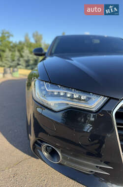 Седан Audi A6 2014 в 