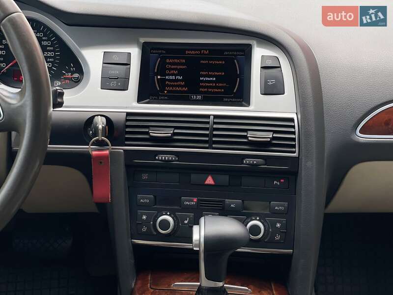 Седан Audi A6 2010 в Днепре