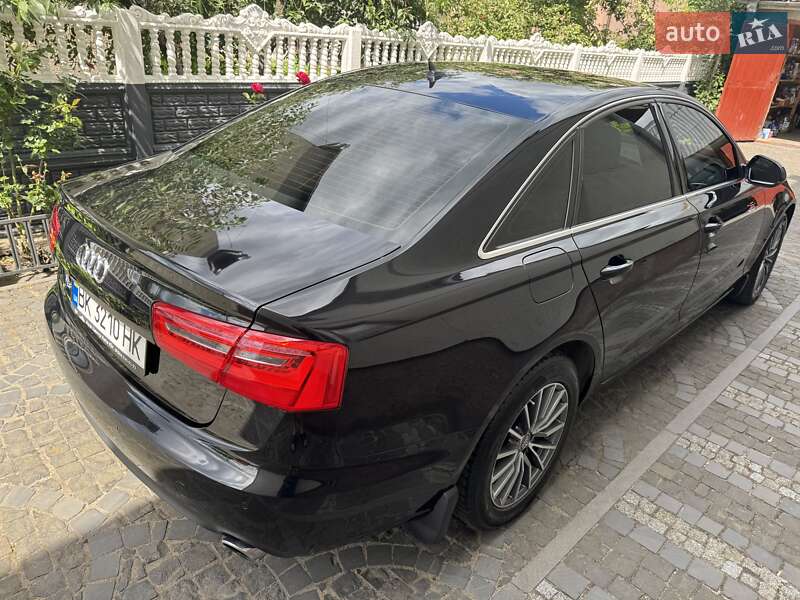 Седан Audi A6 2012 в Костополе