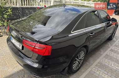 Седан Audi A6 2012 в 