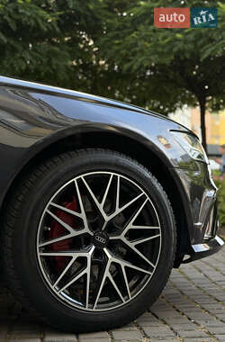 Седан Audi A6 2014 в 