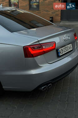 Седан Audi A6 2013 в 