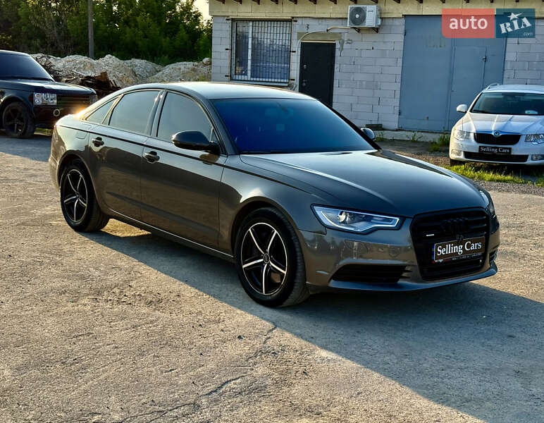 Седан Audi A6 2011 в Ровно
