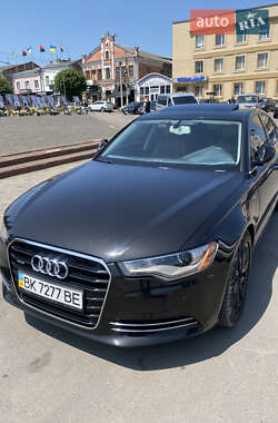 Седан Audi A6 2012 в Дубні
