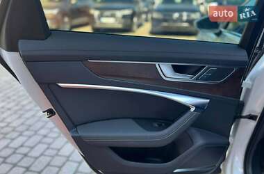 Седан Audi A6 2018 в 