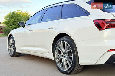 Универсал Audi A6 2018 в 