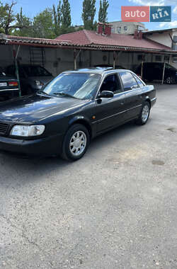 Седан Audi A6 1996 в 