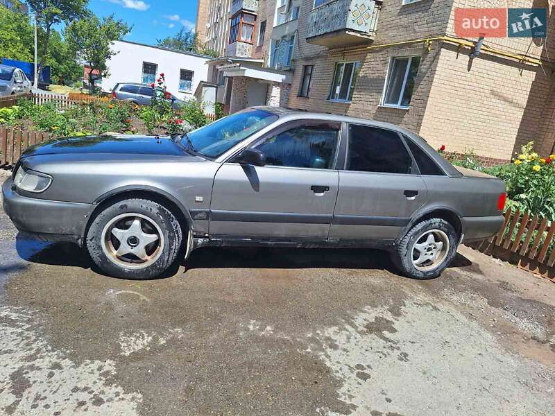Седан Audi A6 1995 в Каменец-Подольском