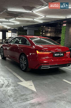 Седан Audi A6 2018 в 