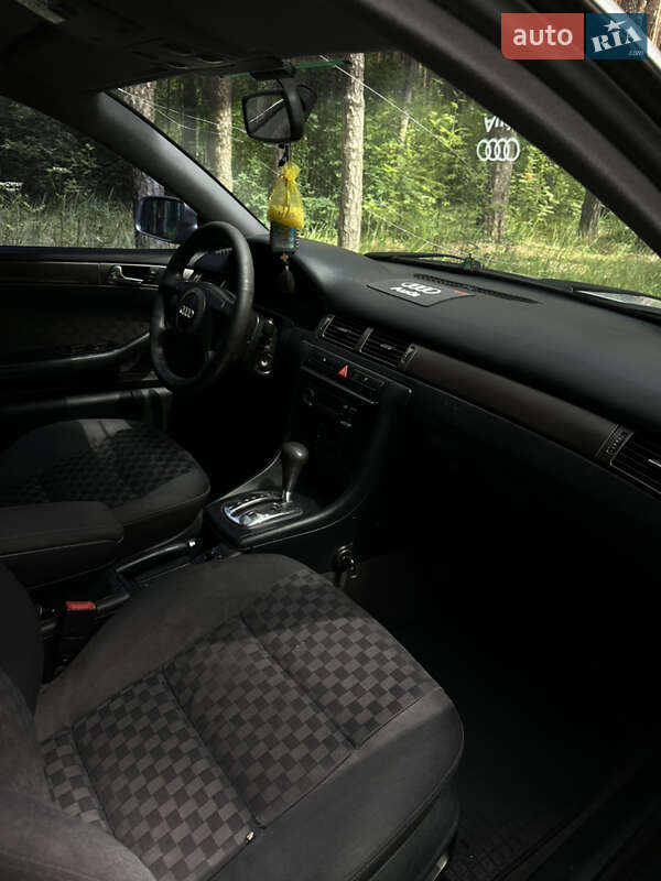 Универсал Audi A6 1999 в Сновске